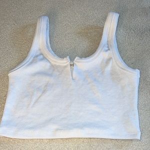 Crop tank never worn no tags
